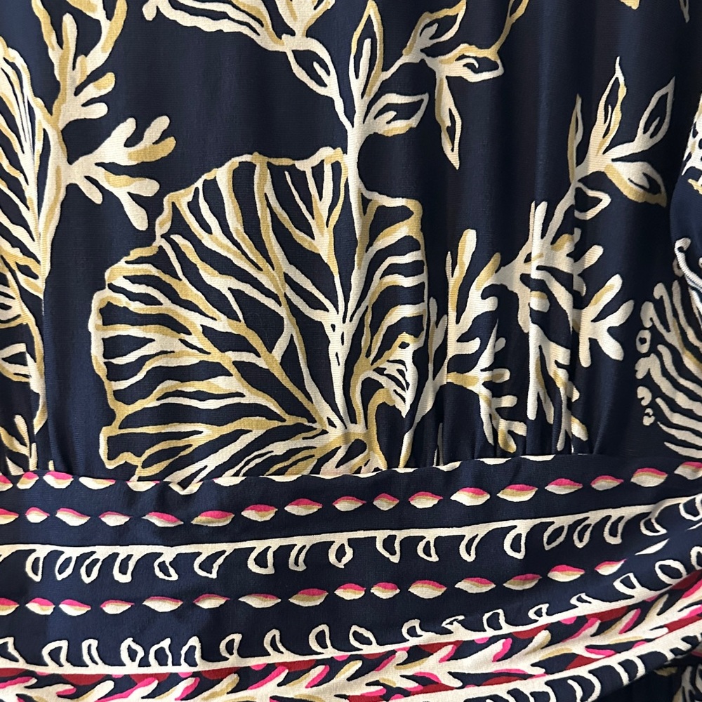 Elegant Navy and White Floral maxi dress. - Picture 2 of 4